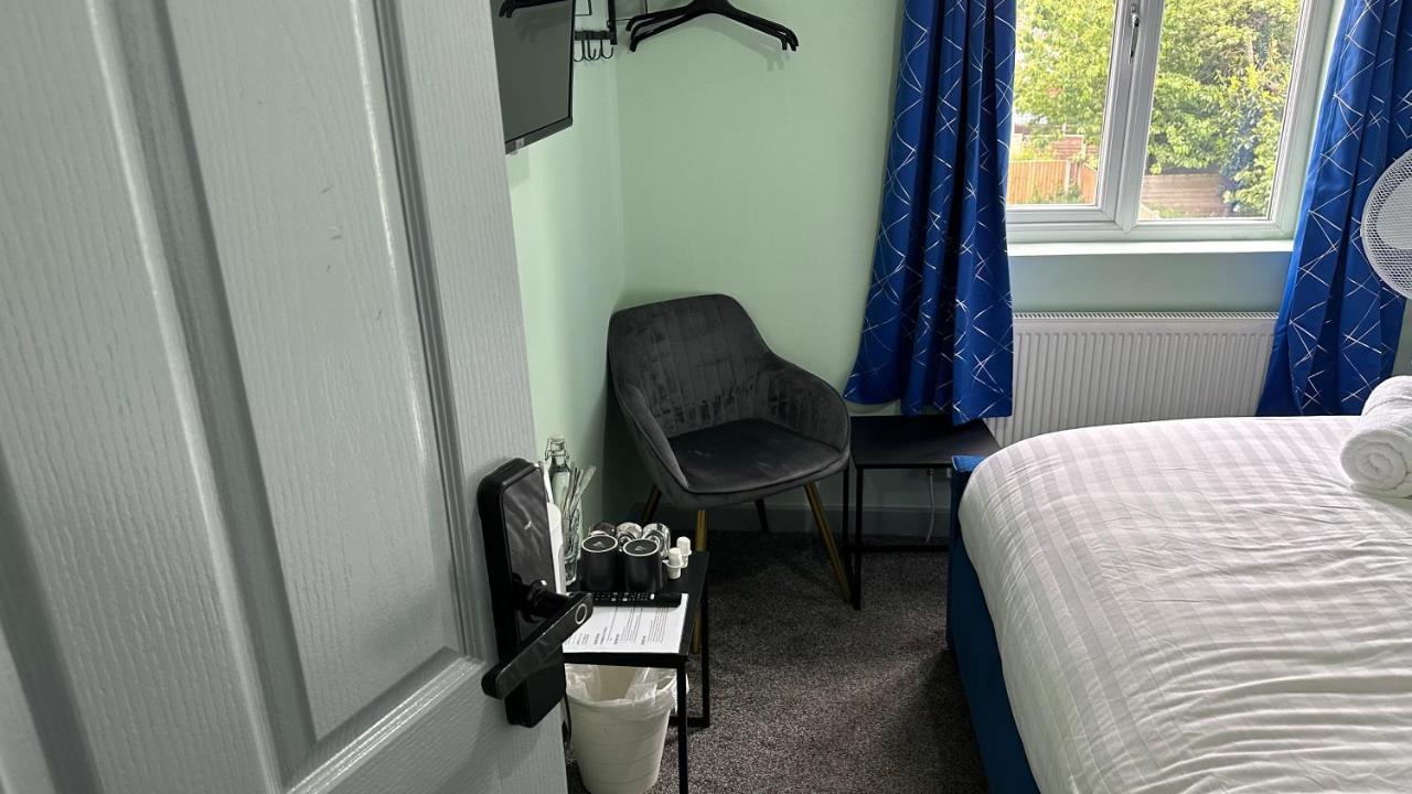 Homestay In Walsall Exterior foto
